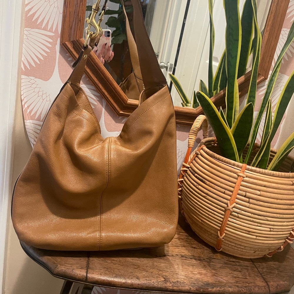 Coach hobo bag-PLEASE READ